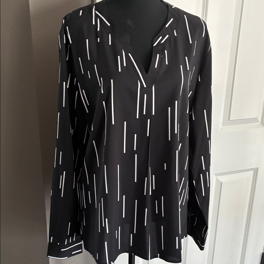Beautiful black pullover top